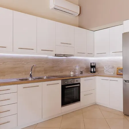 Mythos Modern Loft * Δασιά